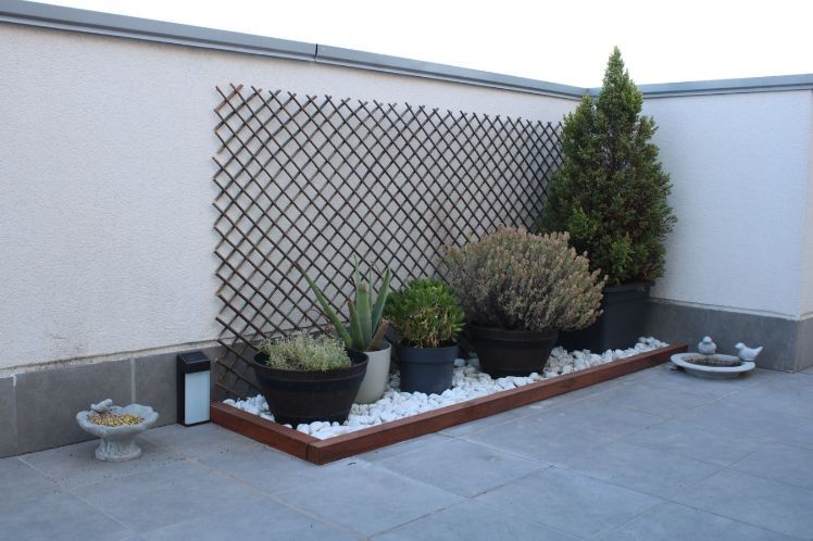 decorar con piedra blanca suelo de la terraza